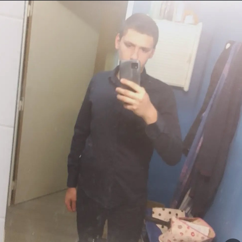 Profil de Yon, 20 ans, Rencontre Mature à Colmar-Pont