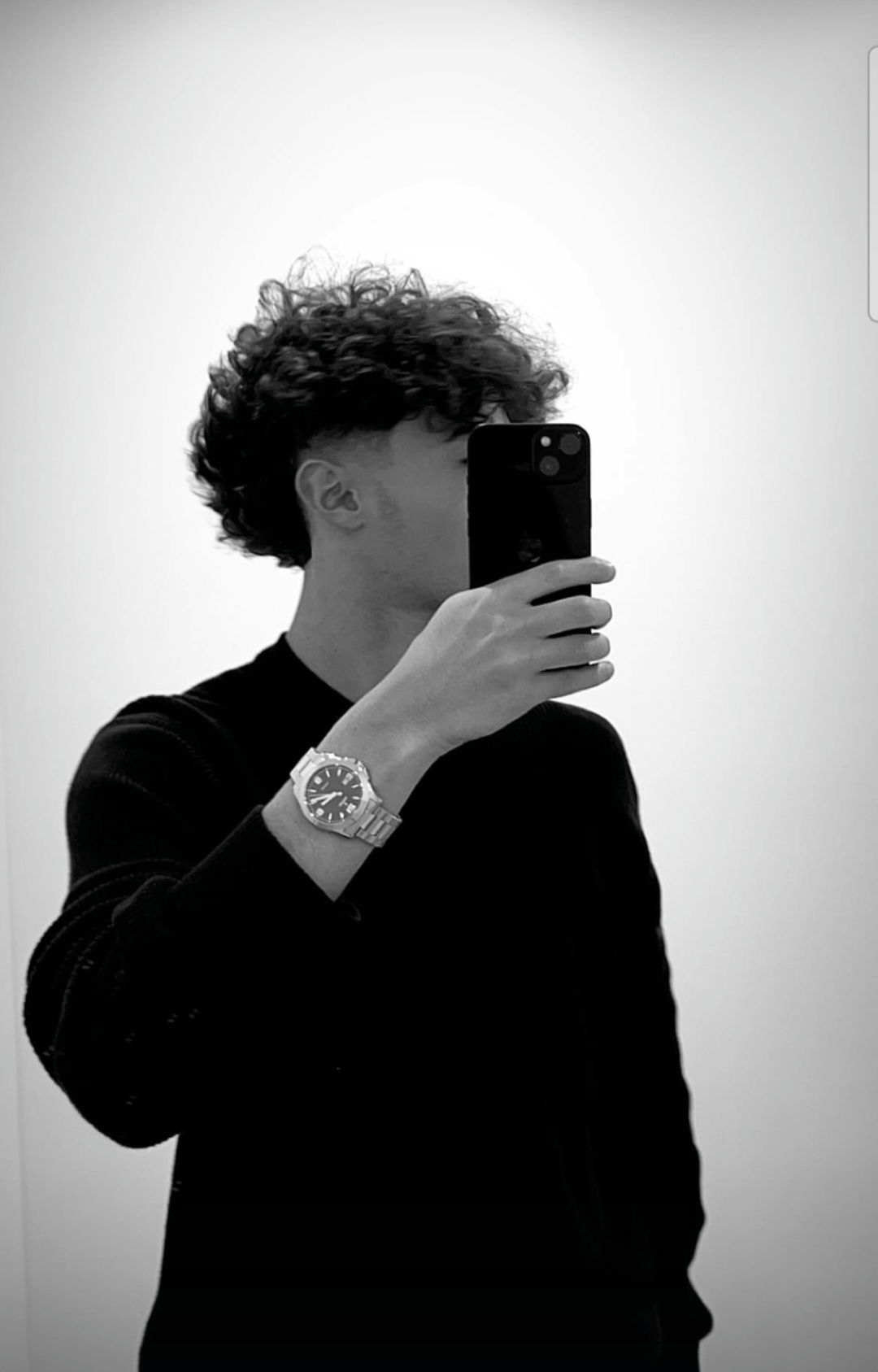 Profil de Lisandru, 20 ans, Rencontre Mature à Greiveldange