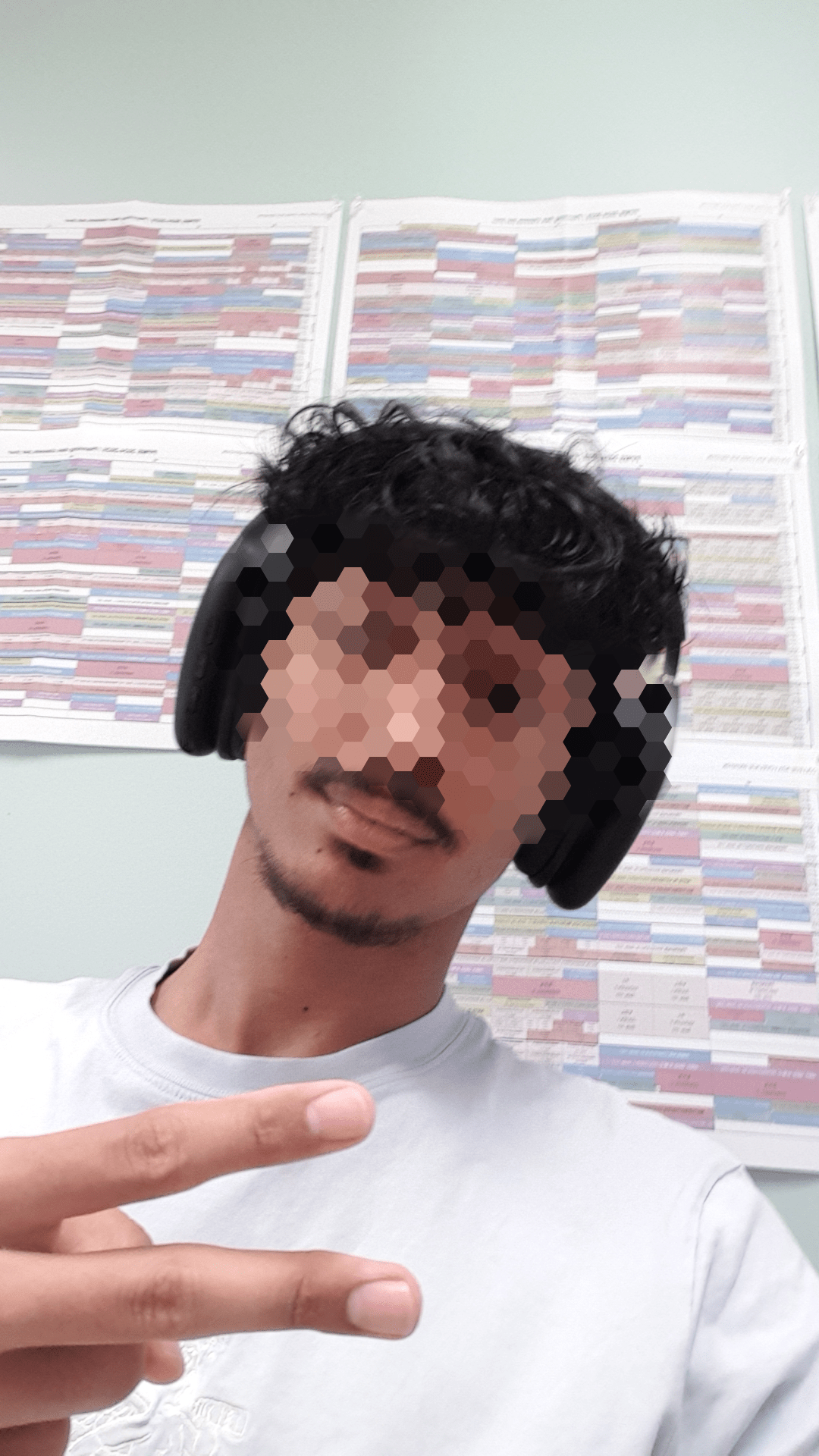 Profil de Djino, 19 ans, Rencontre Mature à Vichten