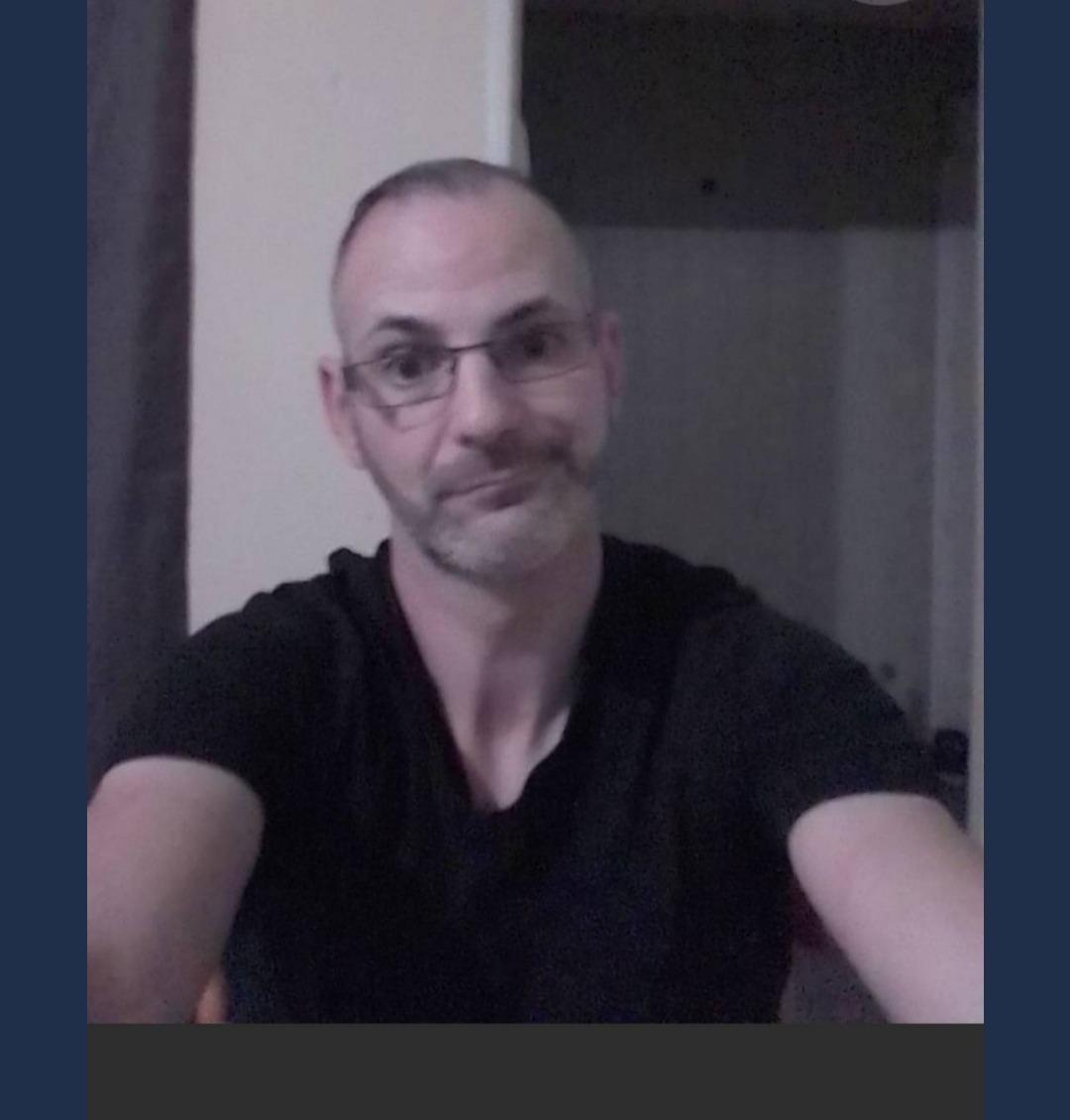 Profil de Lalo, 46 ans, Rencontre Mature à Buschdorf