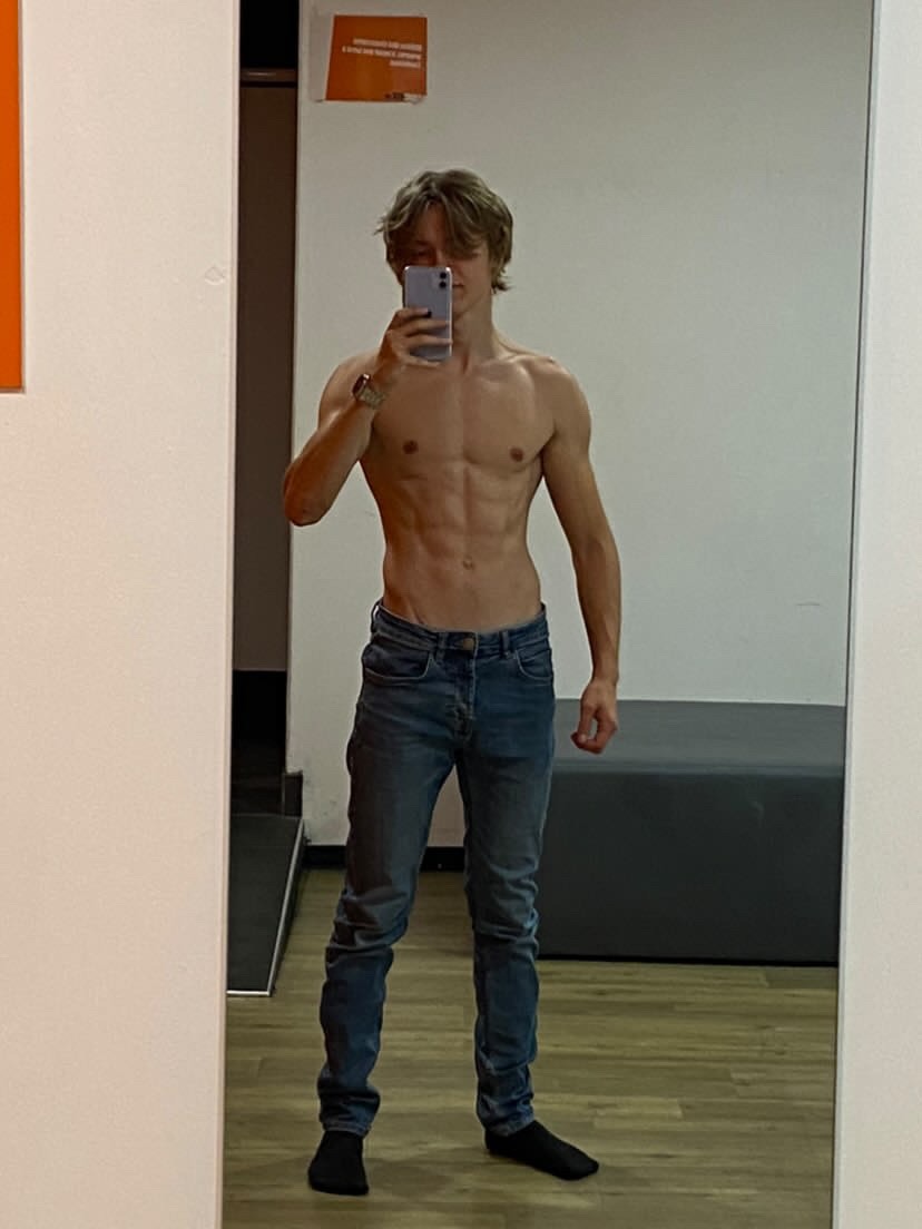 Profil de Orian, 21 ans, Rencontre Mature à Dillingen