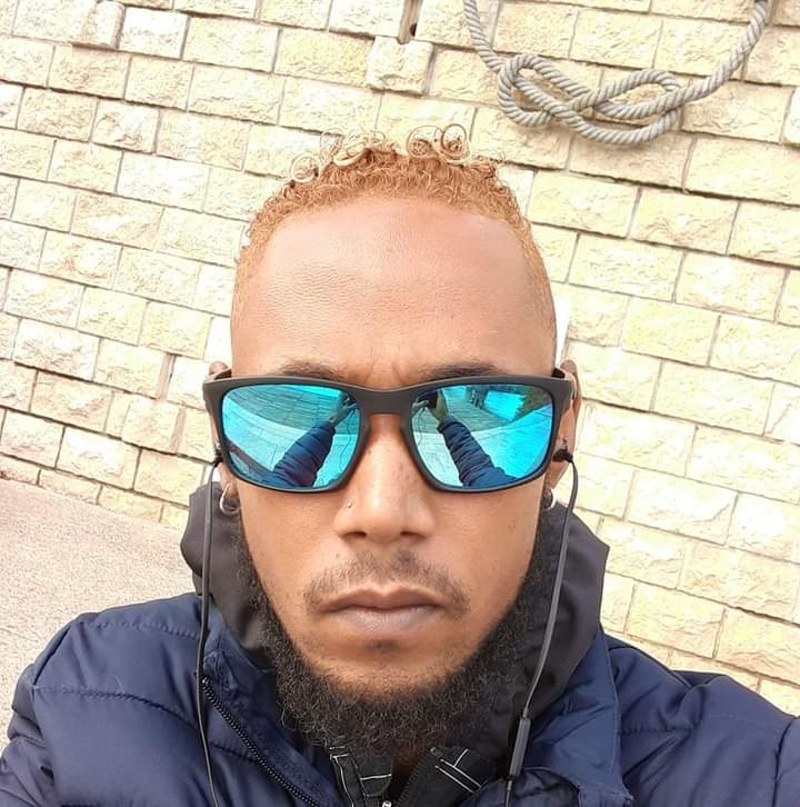 Profil de Winston, 32 ans, Rencontre Mature à Olm