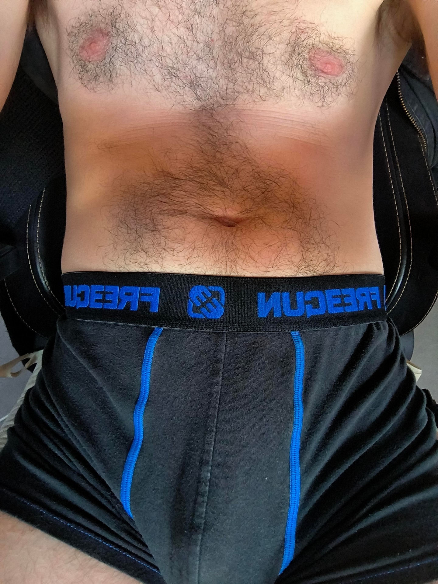 Profil de Houssein, 40 ans, Rencontre Mature à Schoos