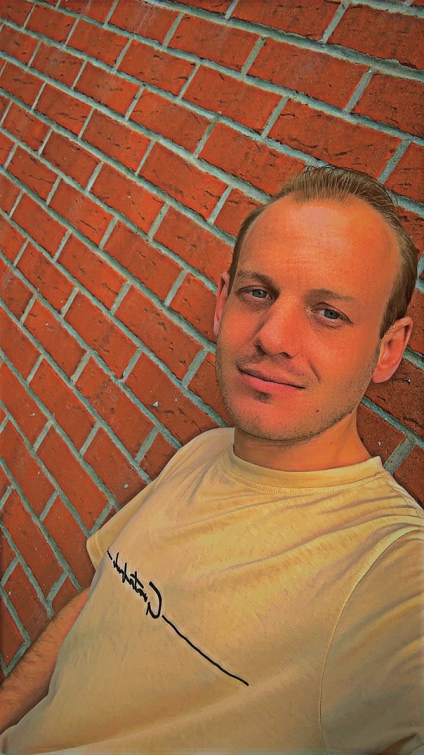 Profil de Edrick, 27 ans, Rencontre Mature à Geyershof