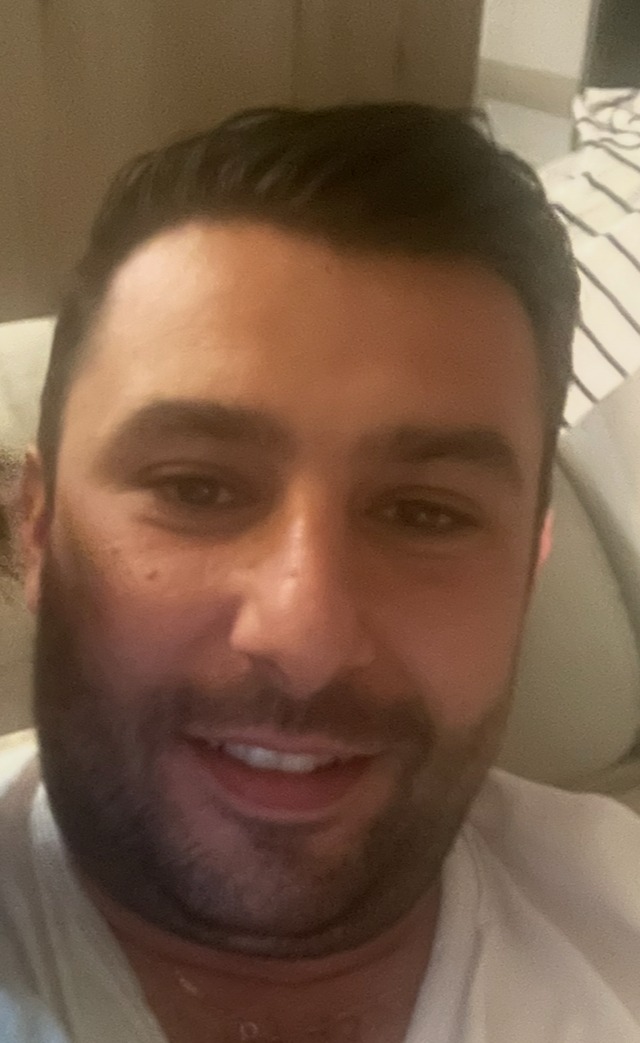 Profil de Yazide, 37 ans, Rencontre Mature à Hoffelt