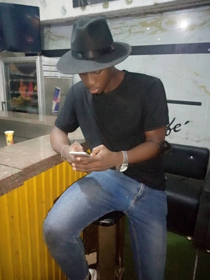 Profil de Seif-eddine, 25 ans, Rencontre Mature à Merscheid