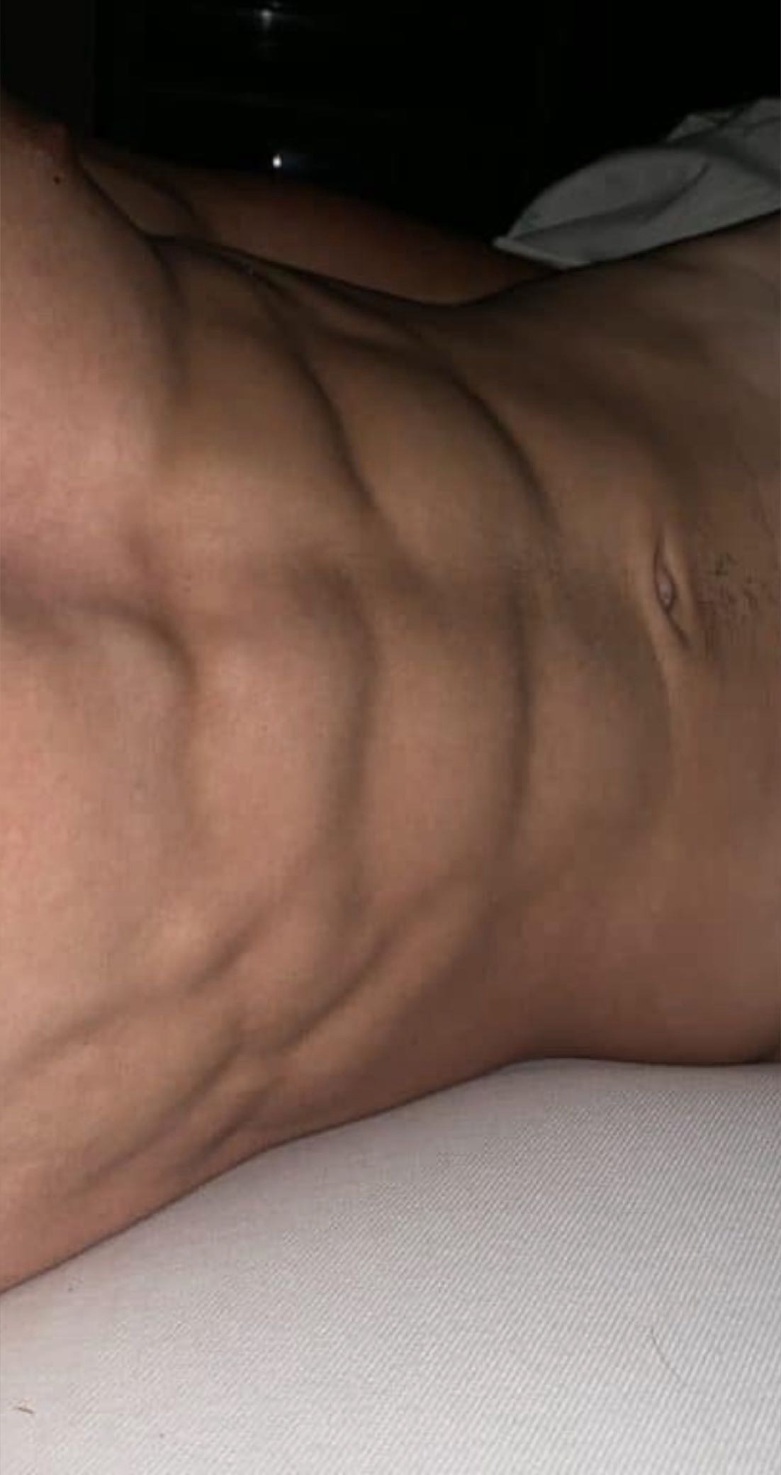 Profil de Abderaouf, 25 ans, Rencontre Mature à Tuntange