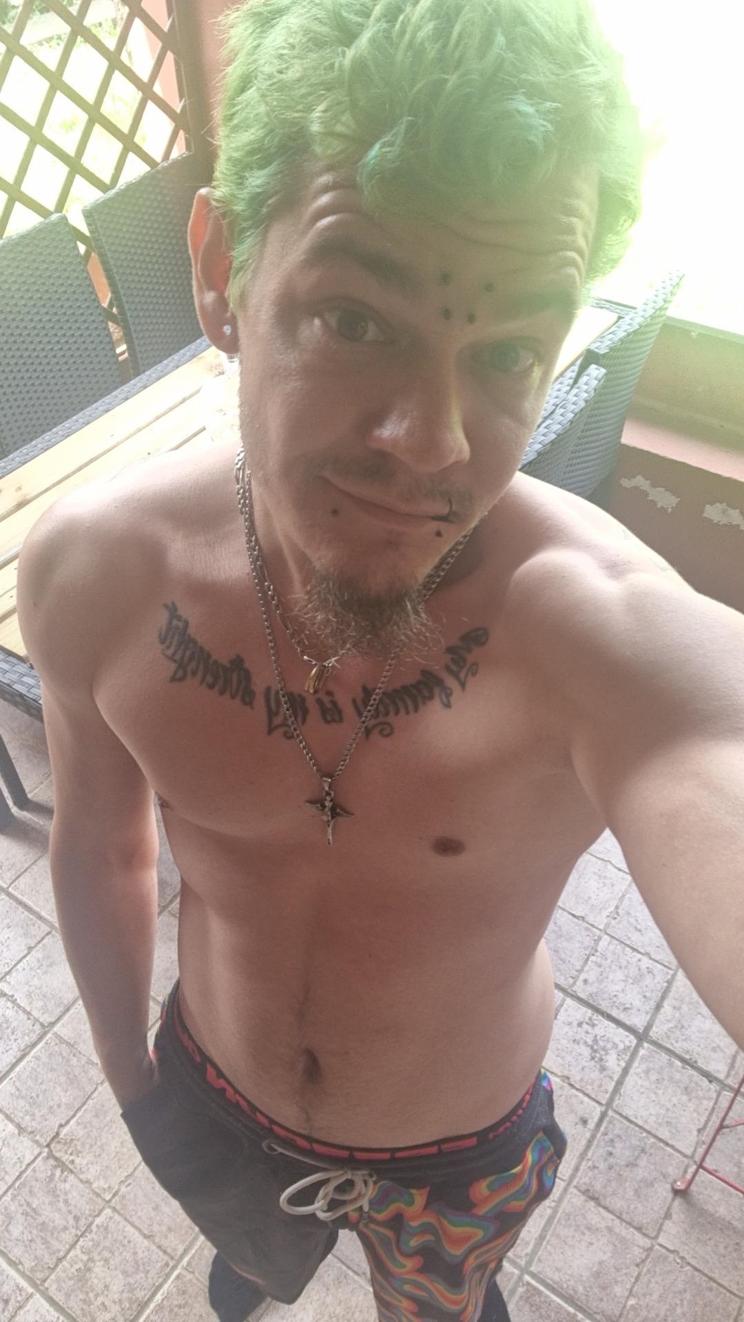 Profil de Arezki, 28 ans, Rencontre Mature à Pintsch