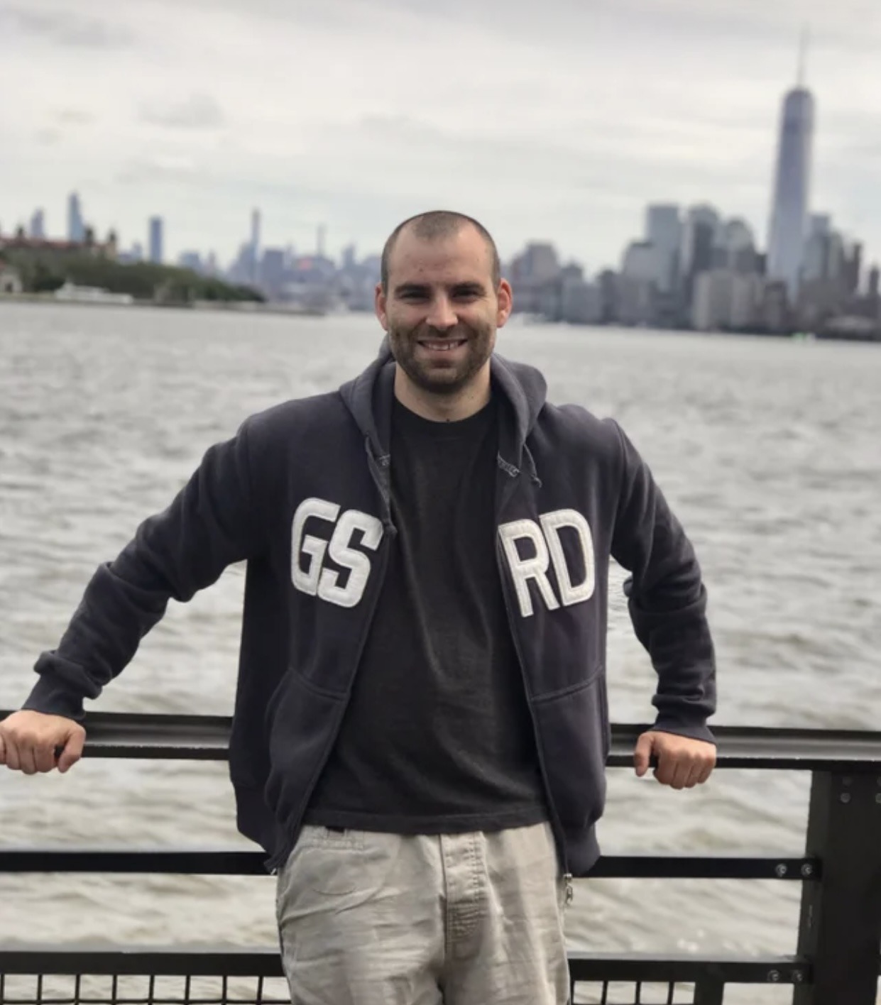 Profil de Simeo, 37 ans, Rencontre Mature à Kirelshof