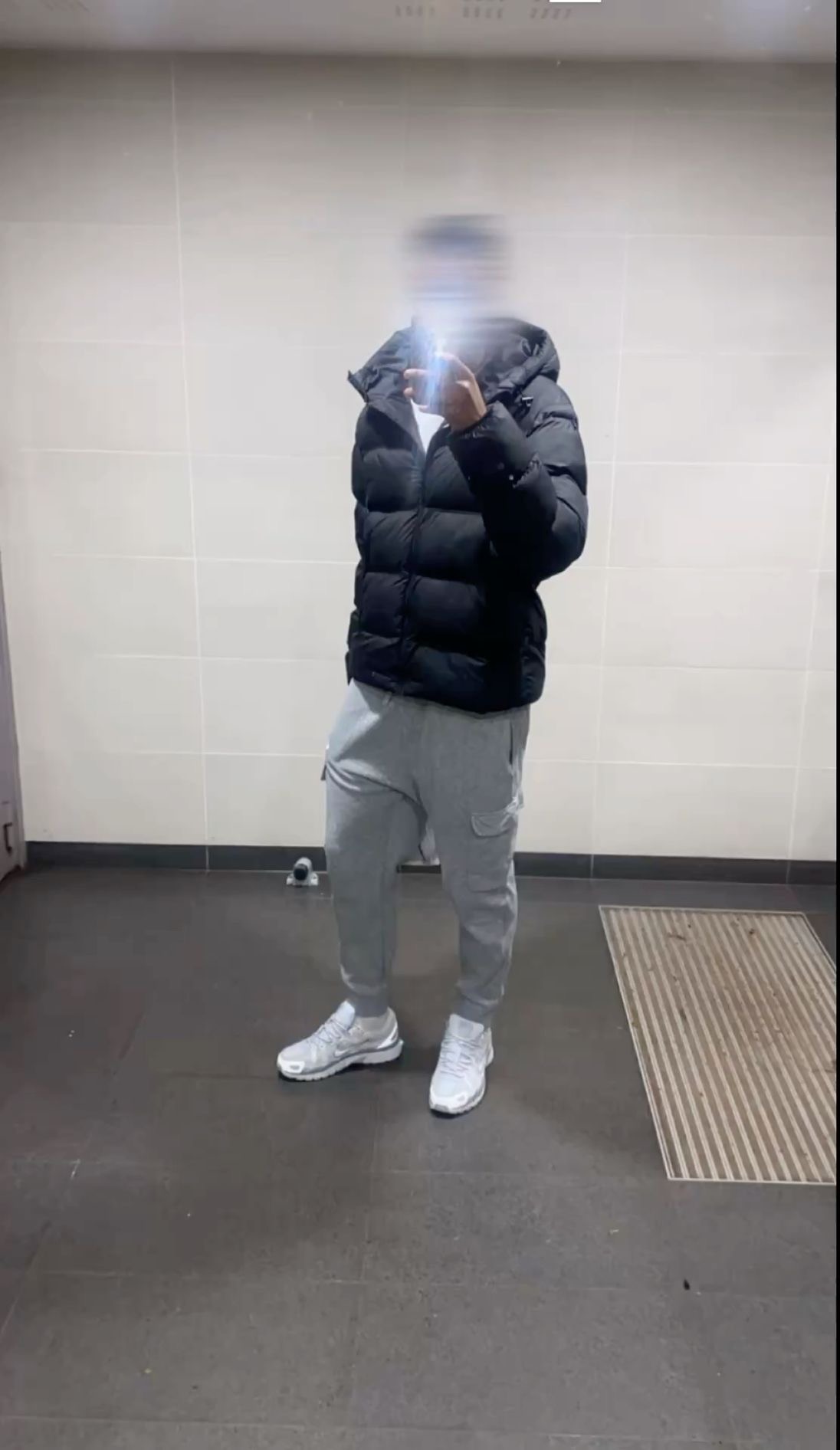 Profil de Helias, 19 ans, Rencontre Mature à Heiderscheid